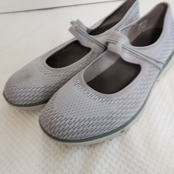 Merrell Shoes - Merrell Womens Shoes QForm2 Gray Size 11